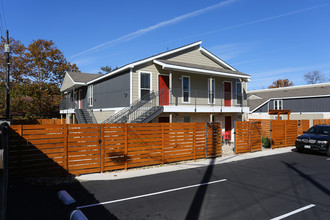 Urban3 Apartments in Austin, TX - Building Photo - Building Photo