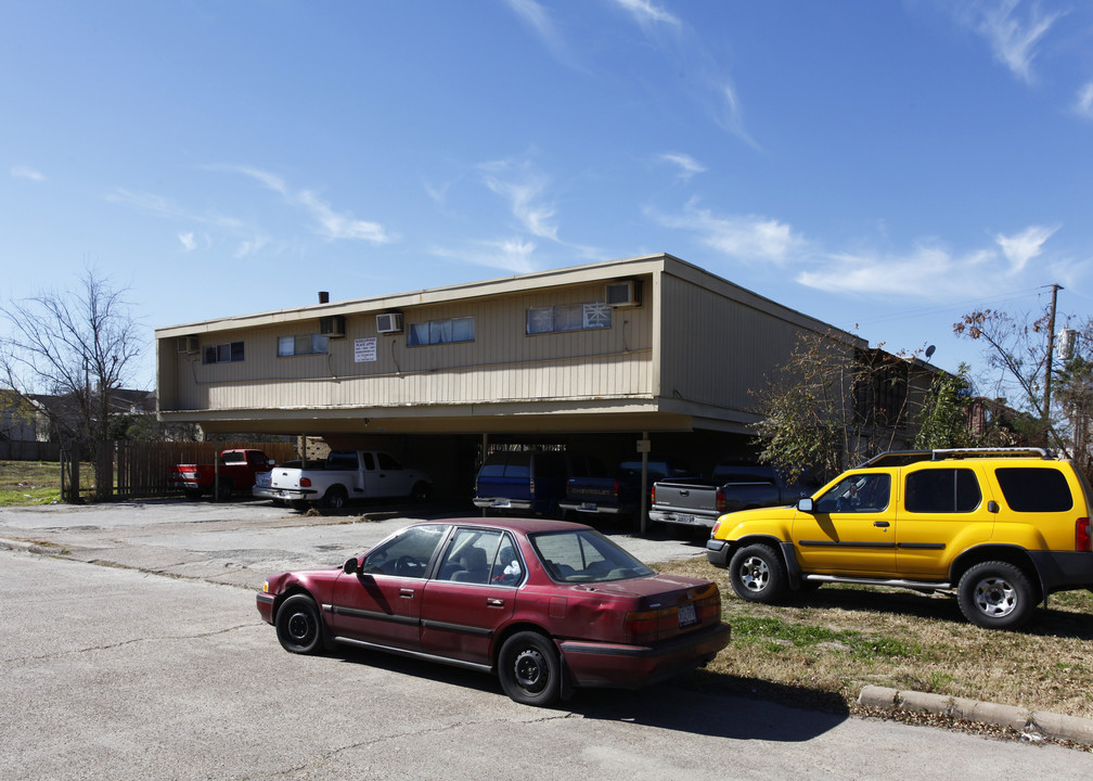 9606 Riddlewood Ln in Houston, TX - Foto de edificio
