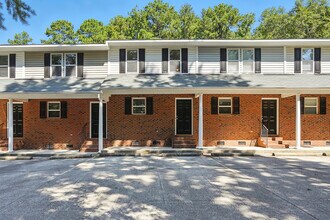 281 Marshbanks St, Unit 6 in Lillington, NC - Building Photo - Building Photo