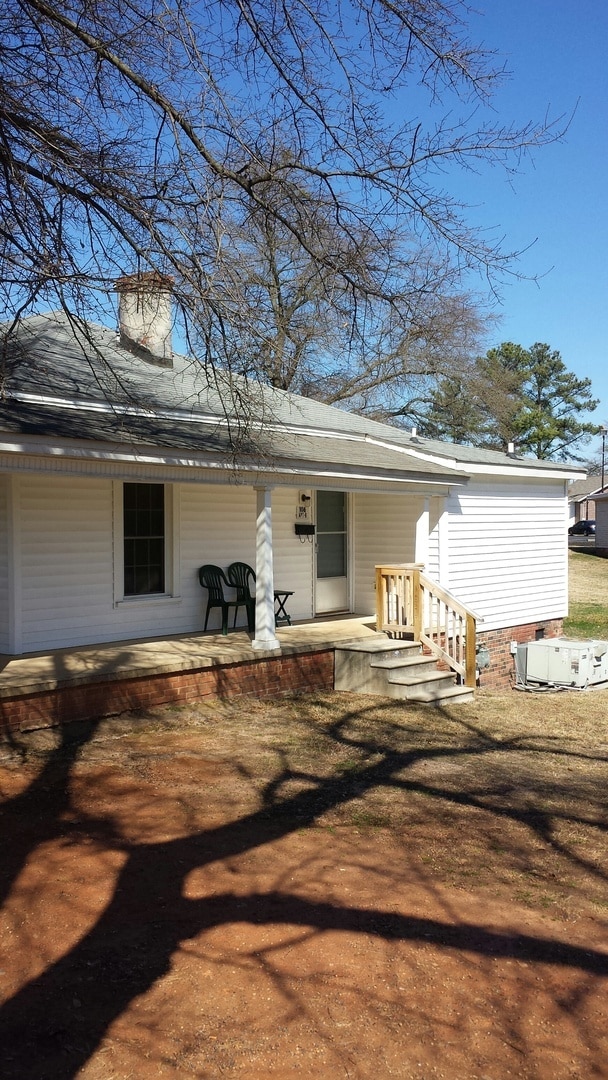 property at 106 Calhoun St