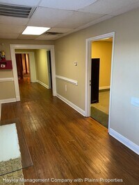 410 Simmons St photo'