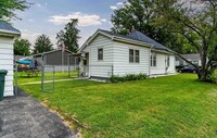 1142 Wallgate Ave in Waterloo, IA - Building Photo - Building Photo