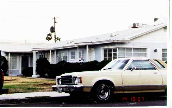 1921 Santa Paula Dr in Las Vegas, NV - Foto de edificio - Building Photo