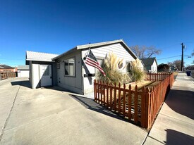 143 E Richards St in Fallon, NV - Building Photo