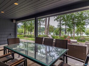 321 W Shore Rd in Washington, CT - Building Photo - Building Photo