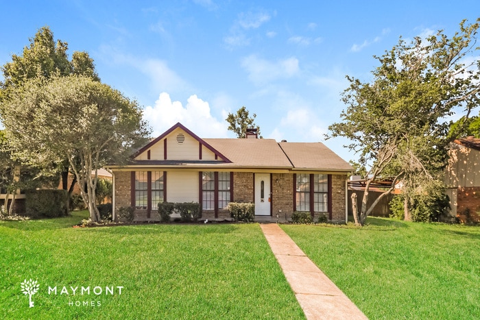 2714 Stevens Point Ln in Dallas, TX - Building Photo