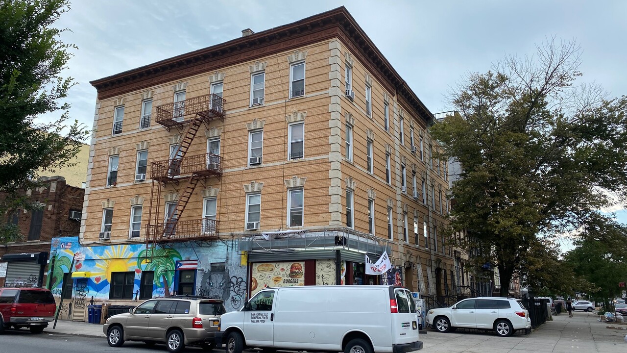 786 Bushwick Ave in Brooklyn, NY - Building Photo