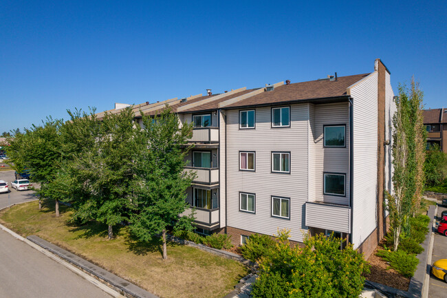 Woodside Village in Calgary, AB - Building Photo - Building Photo