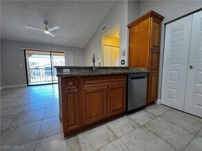 2226 Arbour Walk Cir in Naples, FL - Building Photo - Building Photo