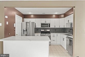 4702 Grenwich Ln in Mount Laurel, NJ - Building Photo - Building Photo