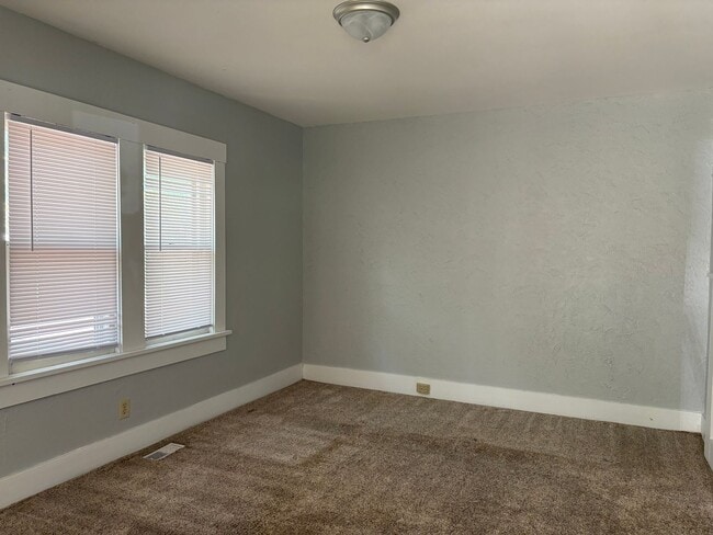 1426 West 2nd St N in Wichita, KS - Building Photo - Building Photo