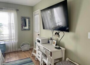 974 NW Spruce Ridge Dr in Stuart, FL - Building Photo - Building Photo