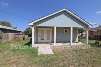 4006 SE 12th Ave in Amarillo, TX - Building Photo - Building Photo