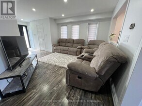 18 Fallstar Crescent in Brampton, ON - Building Photo - Building Photo