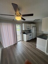 105 Hickory Ln in Ladson, SC - Building Photo - Building Photo