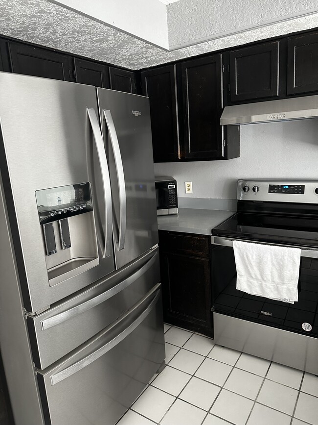 2460 Summerfield Way in Kissimmee, FL - Building Photo - Building Photo