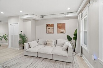 87 Madison Ave in Newark, NJ - Building Photo - Building Photo