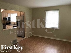 1114 Jewett St in Woodstock, IL - Building Photo - Building Photo