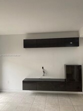 8888 W 35th Ct in Hialeah, FL - Building Photo - Building Photo