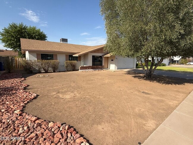 944 E Concorda Dr in Tempe, AZ - Building Photo - Building Photo