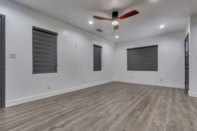2230 Fargo St in Los Angeles, CA - Building Photo - Building Photo