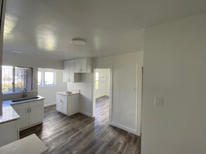 1722 S Redondo Blvd in Los Angeles, CA - Building Photo - Building Photo