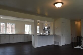 64 Bogle Dr in New Hope, PA - Building Photo - Building Photo