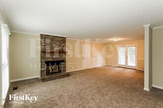 105 Sugar Maple S in Hendersonville, TN - Building Photo - Building Photo