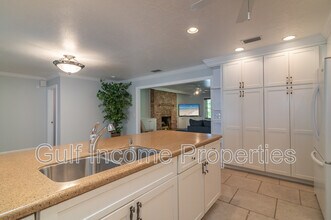 2130 Pinehurst St in Sarasota, FL - Building Photo - Building Photo