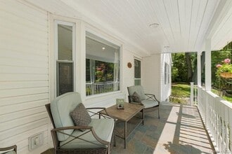 13 Split Rock Rd in Mahopac, NY - Foto de edificio - Building Photo