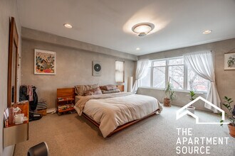 1224 W Augusta Blvd, Unit 3 in Chicago, IL - Building Photo - Building Photo