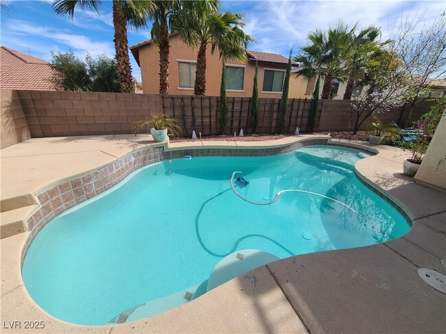 property at 326 Carlisle Crossing St