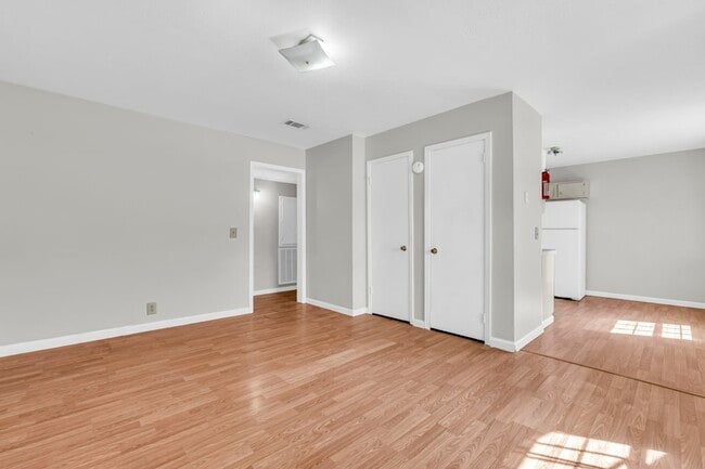 1025 6th Ave N, Unit 5 in Columbus, MS - Building Photo - Building Photo