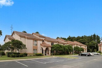 4684 Pembrook Pl in Orlando, FL - Building Photo - Building Photo