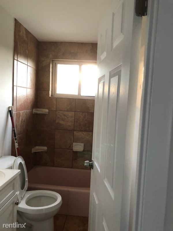 25 Waterman Ave in East Providence, RI - Building Photo - Building Photo
