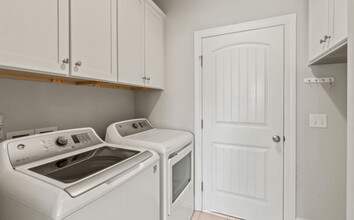 126 Sunset Bay Ln in Lexington, SC - Foto de edificio - Building Photo