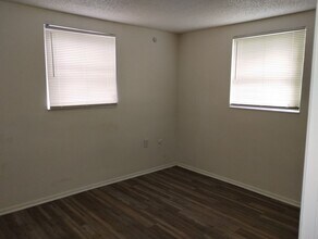 7404 Windsor St in Hudson, FL - Building Photo - Building Photo