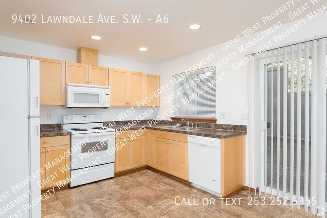 property at 9402 Lawndale Ave SW