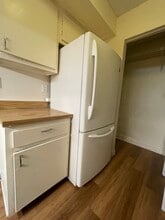919 NE 199th St, Unit 919 ne 199 street APt 202 in Miami, FL - Foto de edificio - Building Photo