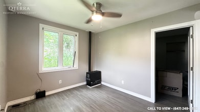1029 York St in London, ON - Building Photo - Building Photo