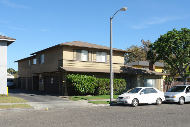 540 S I St in Oxnard, CA - Foto de edificio - Building Photo