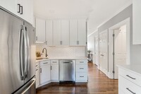 176 Bowen St, Unit 3 in Boston, MA - Building Photo - Building Photo