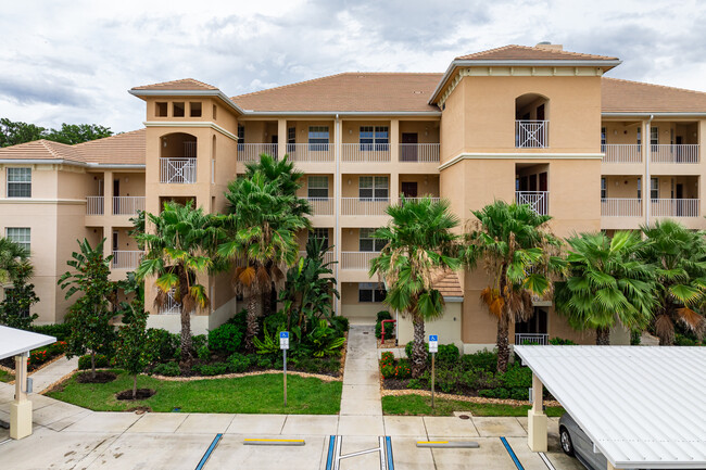 Pelican Preserve in Ft. Myers, FL - Building Photo - Building Photo