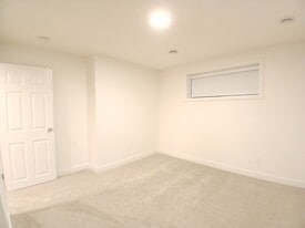 5100 River’s Edge Wy NW in Edmonton, AB - Building Photo