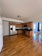 85 Broadway in Jersey City, NJ - Building Photo - Building Photo