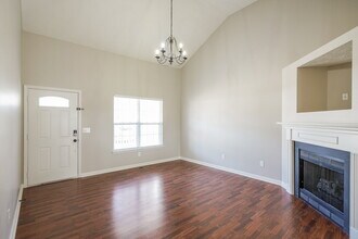 706 Veneta View Dr in Mount Juliet, TN - Foto de edificio - Building Photo