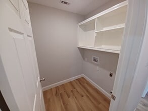 1118 Emily Ln in Carrollton, TX - Building Photo - Building Photo