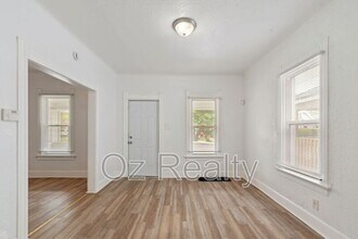 25 E Pearl St in Toledo, OH - Building Photo - Building Photo