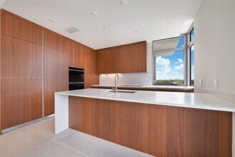 515 Valencia Ave in Coral Gables, FL - Building Photo - Building Photo