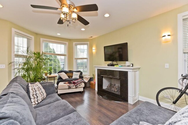2912 N Avers Ave in Chicago, IL - Building Photo - Building Photo